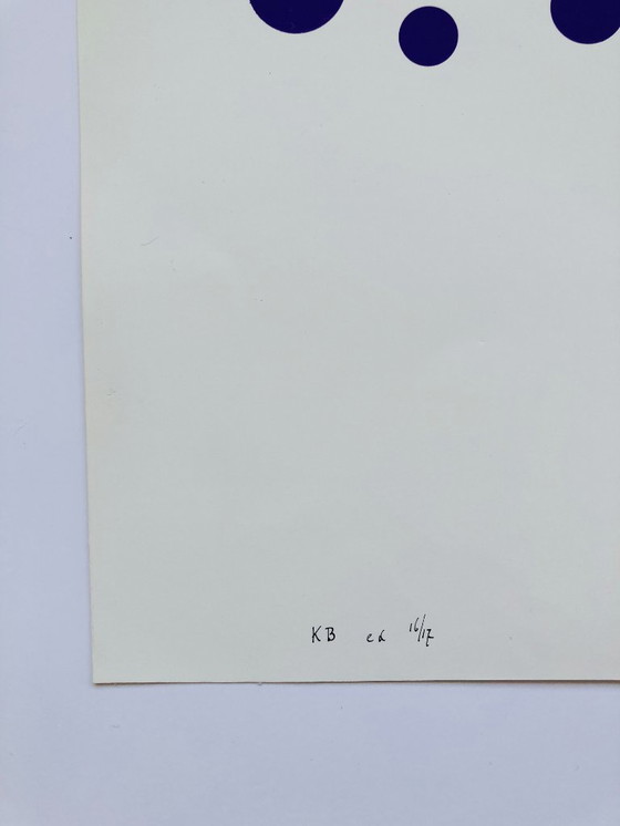 Image 1 of Gillis van Oosten - Retro Paarse Stippen - Zeefdruk op Glanzend Papier