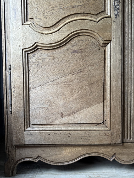 Image 1 of Armadio antico francese in rovere fine 800