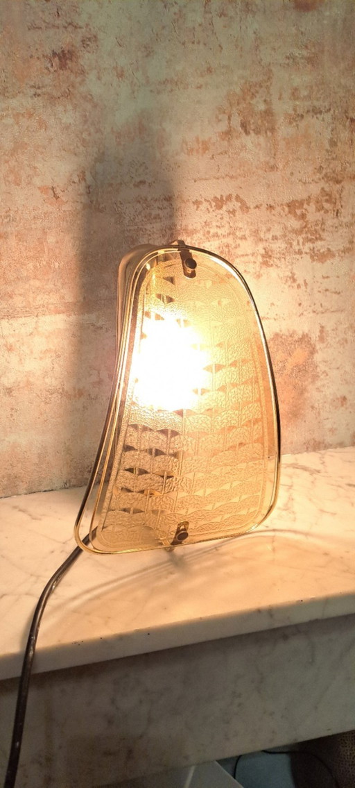 Lámpara de pared vintage Lakro estilo Hollywood Regency, latón dorado y vidrio