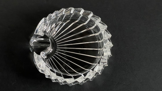 Image 1 of Cenicero en forma de concha Cristal de época