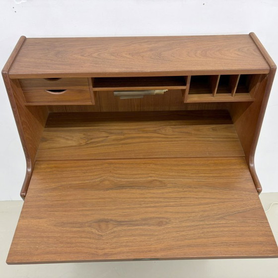 Secretaire 37 Arne Wahl Iversen voor Vinde Møbelfabrik – High boards, Wood (photo 6 of 9)