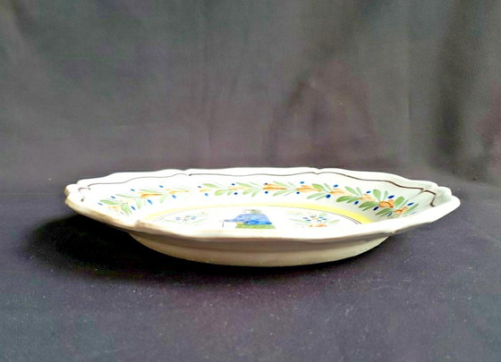 Large antique Quimper dish. Breton boy decor. – Crockery, Ceramic (photo 2 of 5)