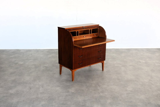 Image 1 of vintage Zweedse secretaire