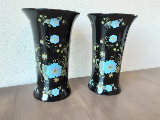 Image 1 of Twee Vintage Vazen Gouda Plateel