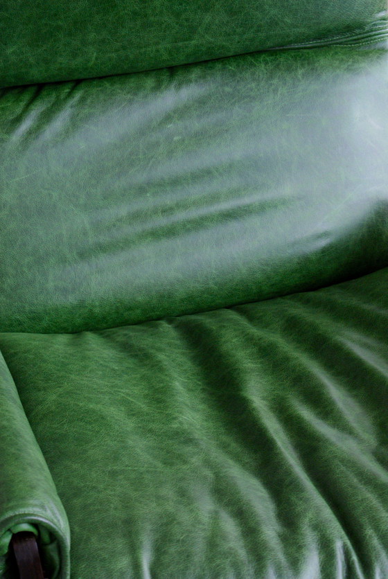 Image 1 of Butaca modelo Canada de cuero de Osvaldo Borsani