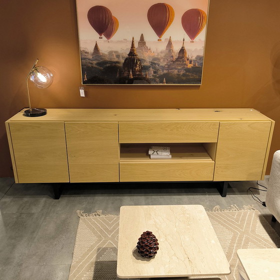 Image 1 of Credenza XOOON Modali
