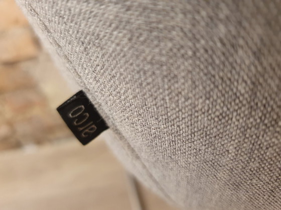 Image 1 of 4x Arco Ease