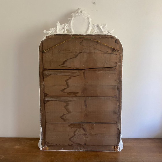 Image 1 of Miroir fin 19ème avec  fronton décoré. 112x66.