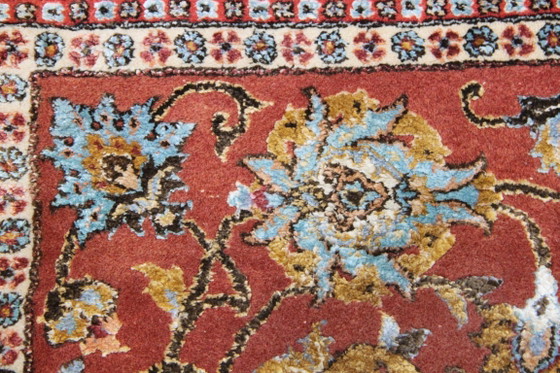 Image 1 of Originele, authentieke, pure zijden Hereke 150 x 92 cm, in topconditie.