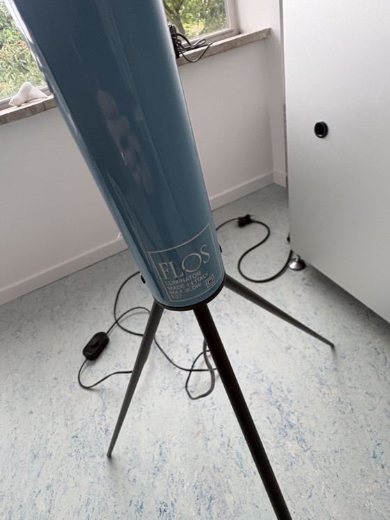Flos Luminator Lamp Blue – Floor lights, Metal (photo 4 of 5)