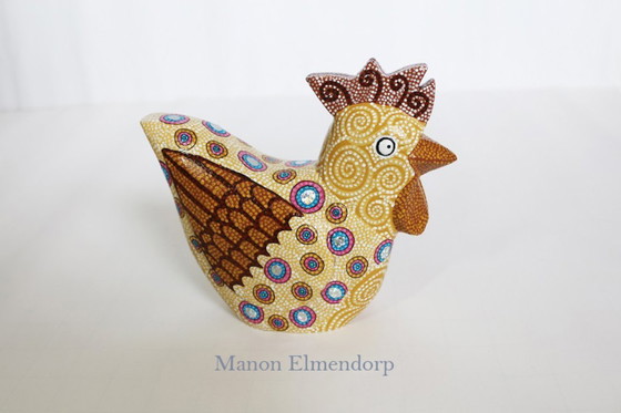Image 1 of Uniek Handbeschilderd Houten Beeldje Kip "Hen" Kunst Nieuw 