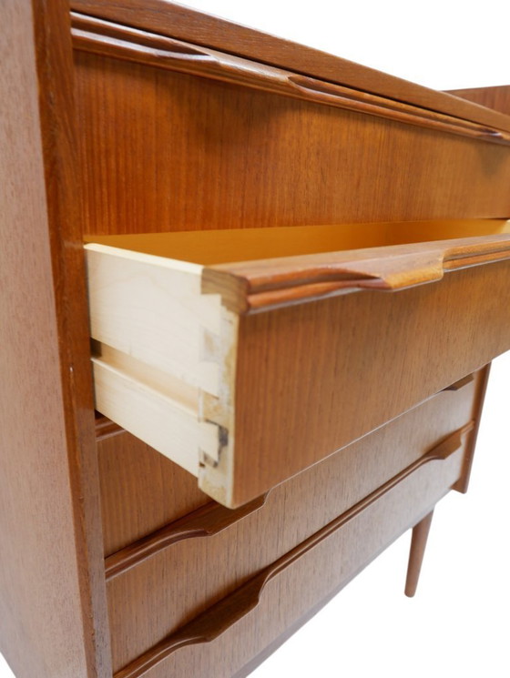 Image 1 of Cómoda Henning Jorgensen, años 60