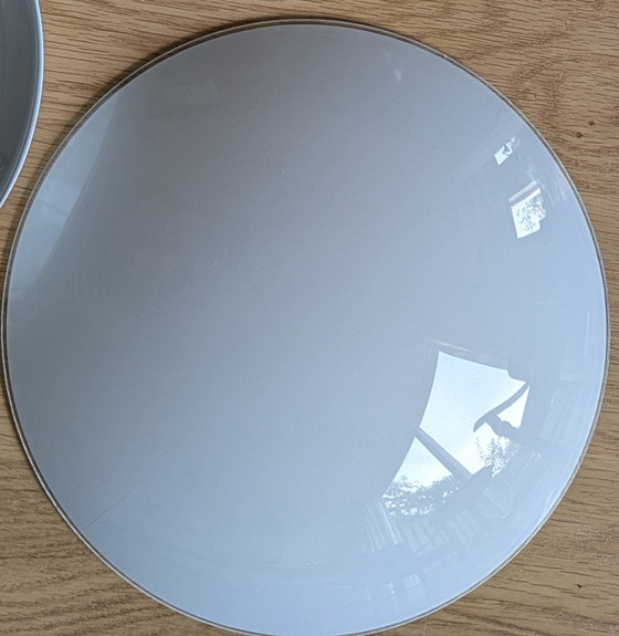 Image 1 of Plafonnier en verre dépoli et couleur or