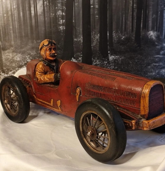 Image 1 of Grande modello da collezione di Bugatti Type 35 d'epoca – in stile Art Déco con ruote mobili