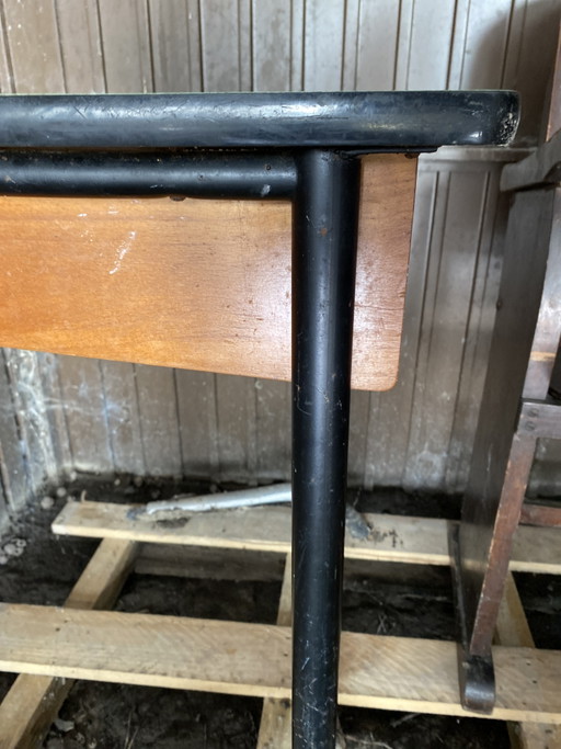 Tavolo scolastico vintage – bureau, Metal, Wood (photo 2 of 5)