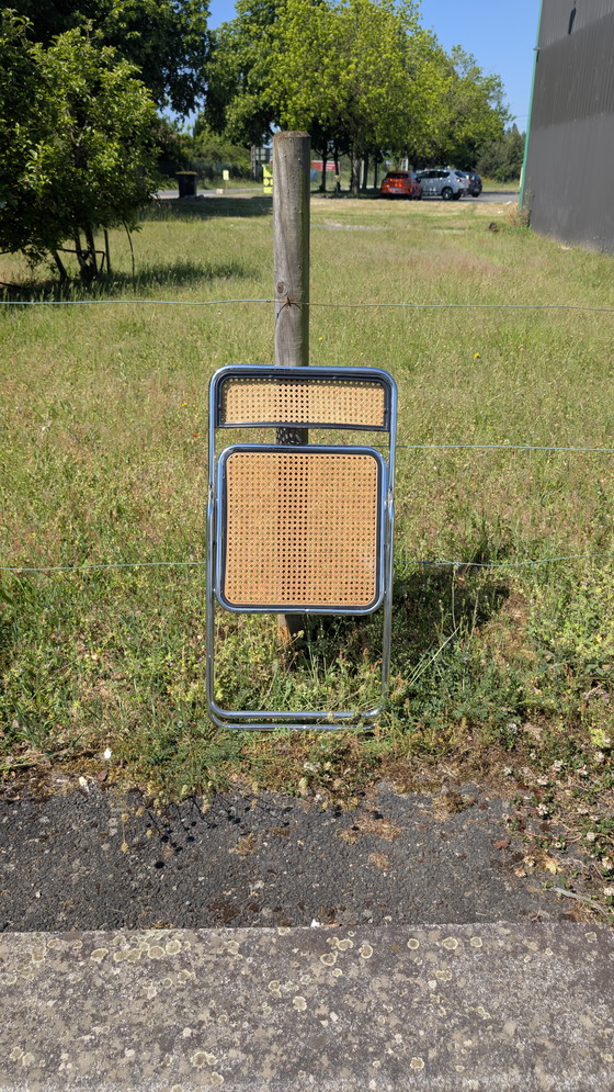 Image 1 of Chaise pliante cannée et acier chromé dans le goût de Castelli, Vintage