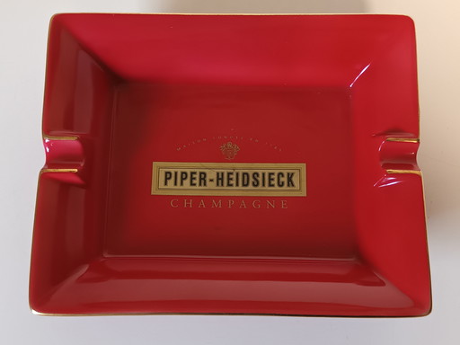 Bowl of Piper-Heidsieck champagne