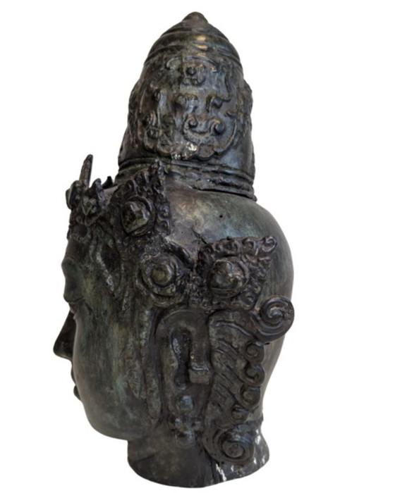 Antica testa in bronzo di una divinità incoronata, probabilmente Vishnu – Giava - 094 – Sculture, Bronze (photo 7 of 9)