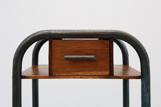 Image 1 of Tavolino o comodino industriale in stile Bauhaus, Belgio 1910 ca.