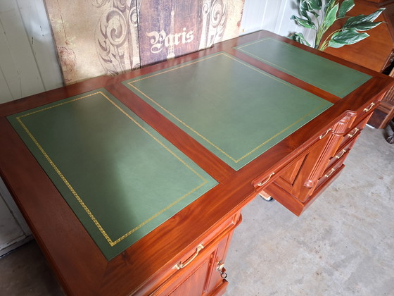 Image 1 of Set completo per ufficio, scrivania bifacciale, mobiletto portaoggetti, libreria, cassettiera/vetrina