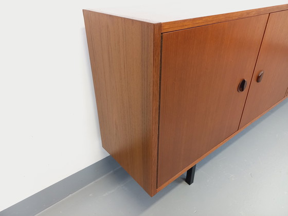 Image 1 of Enfilade meuble de rangement vintage style scandinave moderniste en teck et métal noir des années 60
