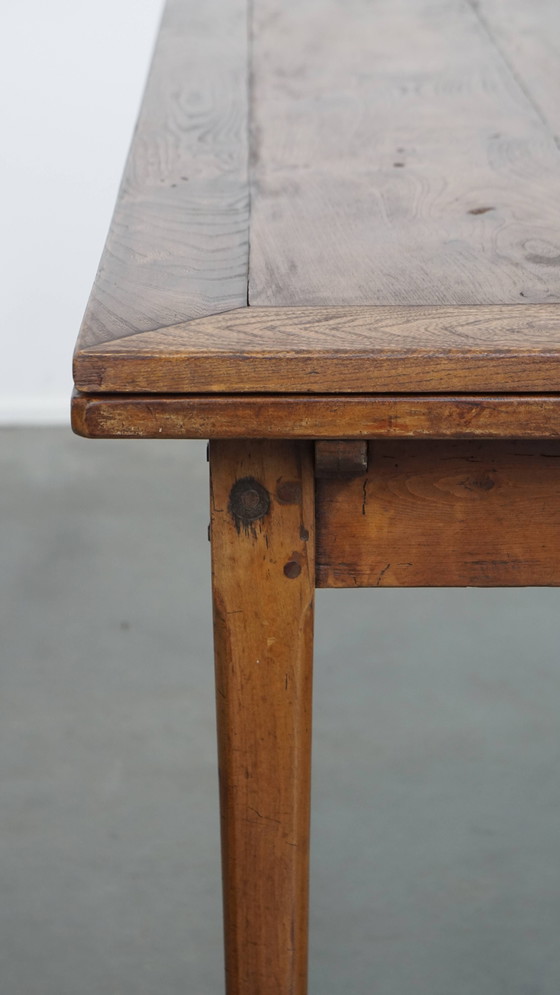 Image 1 of English antique extendable dining table