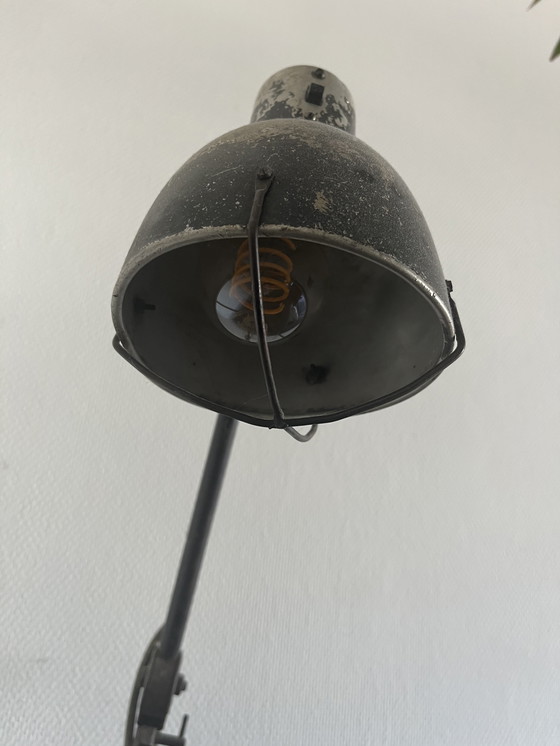 Image 1 of Lampe industrielle