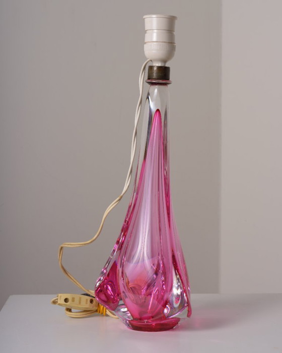 Image 1 of Val Saint Lambert Crystal Table Lamp – Pink/Fuchsia (1950s/1960s)