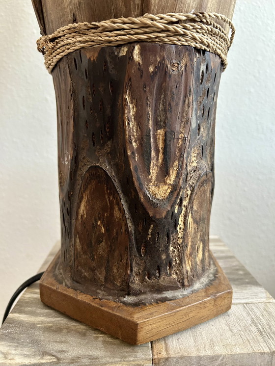 Image 1 of Lampada da tavolo vintage in foglia di banano