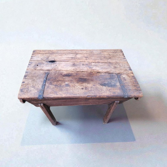 Image 1 of Vroeg 18e eeuwse maritieme havenkist, VOC kist, rustiek houten kist, Nederland 1750