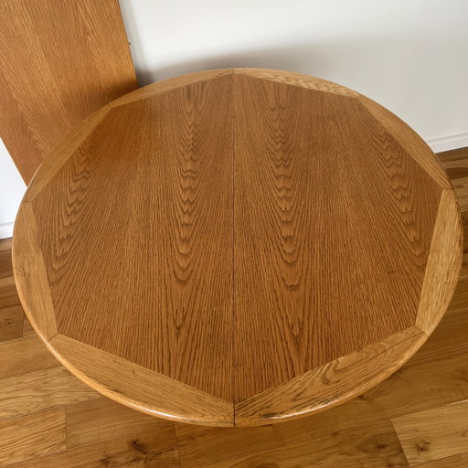 Solid oak extendable round dining table 115cm