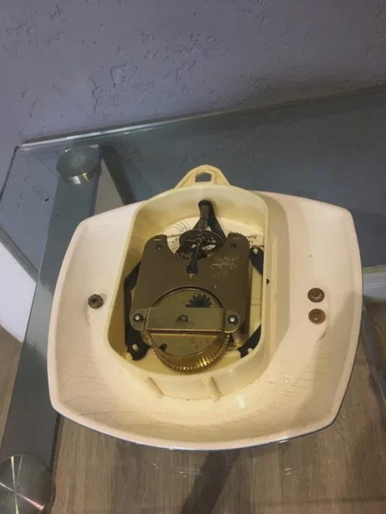 Orologio da parete Hettich Schwenningen, cassa blu turchese, anni '50-'60, Oggetti decorativi, Plastica, Ottone (foto 5 di 5)