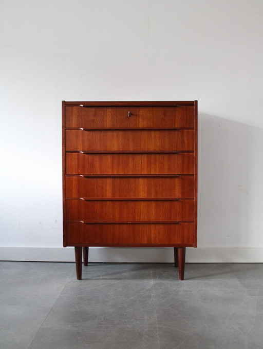 Vintage Danish chest of drawers in teak