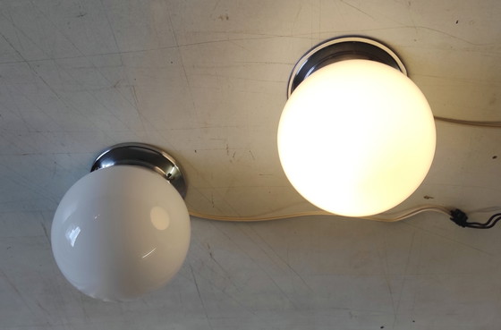 Image 1 of Lampada da soffitto o da parete Art Déco con globo opalino, diametro 15 cm - metà del XX secolo