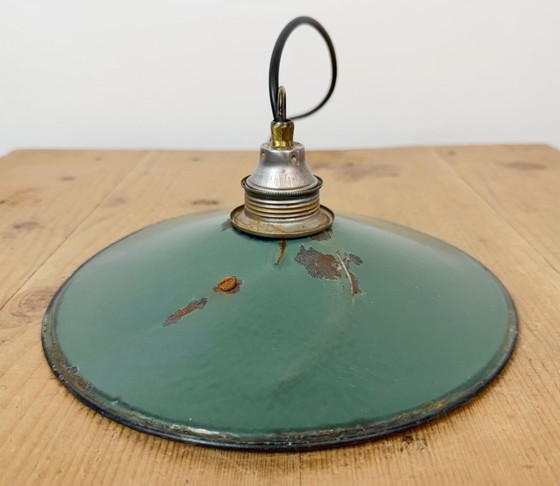 Industrial Green Enamel Light, 1950s – Pendant lamps, Iron, Metal (photo 15 of 17)