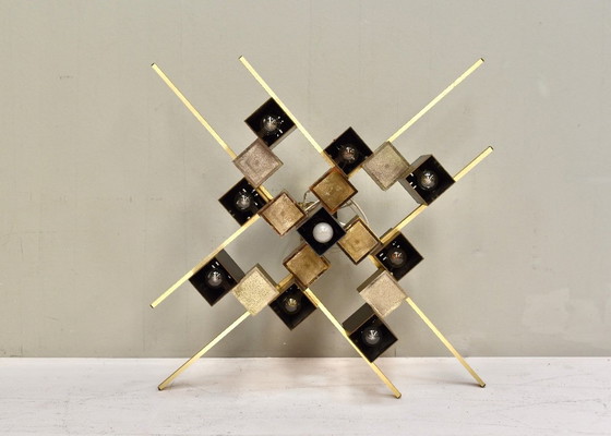 Lámpara colgante ‘Cubic’ de Gaetano Sciolari (modelo antiguo), Italia – 1968-1972 – Sciolari Lightning (photo 17 of 18)