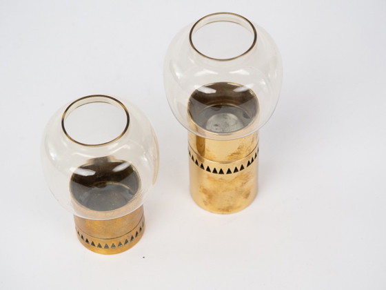 2 seltene Lotta-Kerzenständer von Hans-Agne Jakobsson, 1950er Jahre – Kerzenhalter, Glass, Brass (photo 3 of 7)