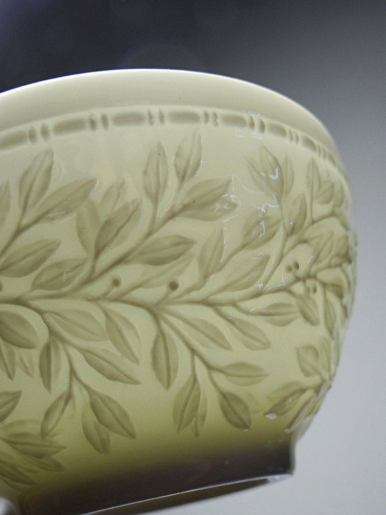 Juego de 6 tazas de porcelana blanca Bernardaud Limoges con diseño Louvre. – Loza, Porcelain (photo 4 of 12)