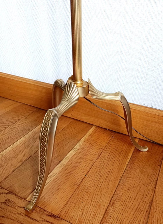 Image 1 of Staande lamp van goudkleurig metaal in Lodewijk XV-stijl