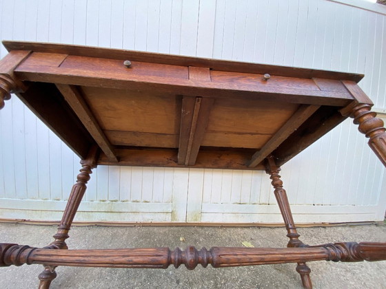 Image 1 of Schreibtisch mit 2 Schubladen, massive Eiche, 130 x 71 cm