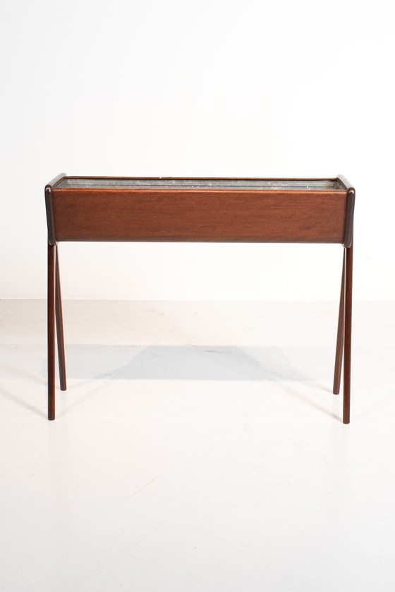 Image 1 of jardinière en teck danoise