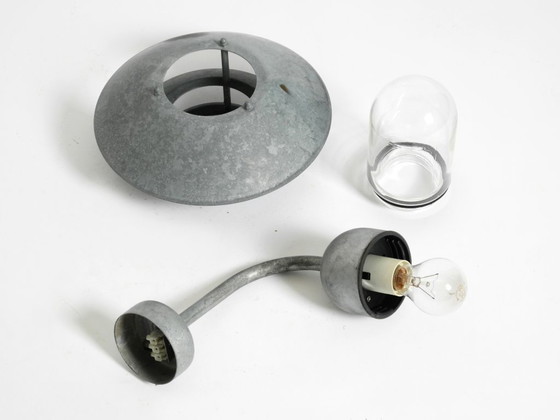 Image 1 of Prachtige Deense Nordlux buitenlamp uit de jaren 90, gemaakt van gegalvaniseerd staal met een glazen kap.