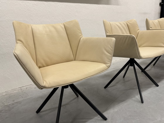 Image 1 of 4 Label van den Berg Gustav jr eetkamerstoelen 