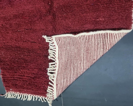 Image 1 of Berberkleed van natuurlijke wol, handgemaakt volgens traditionele methoden, afmeting 1,5/3,5 m