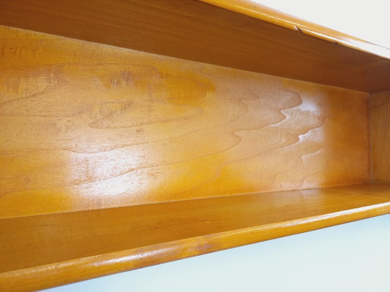 Image 1 of Vintage houten hoekwandplank uit de jaren 60/70