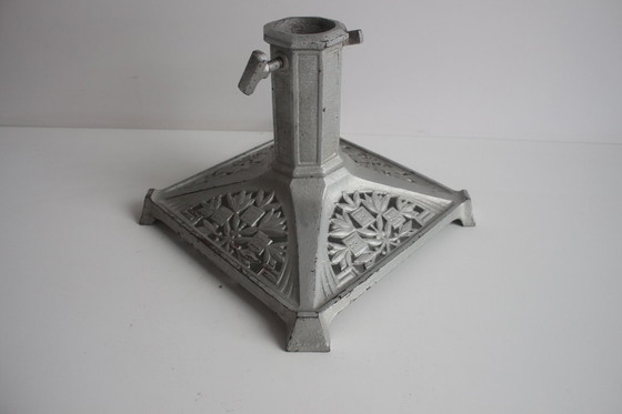 Image 1 of Soporte para árbol de Navidad de estilo Art Nouveau, década de 1910.