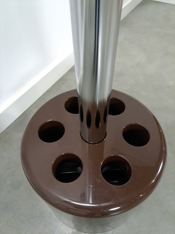 Image 1 of Porte-manteau Velca Legnano marron, modèle VIP, avec chrome et plastique