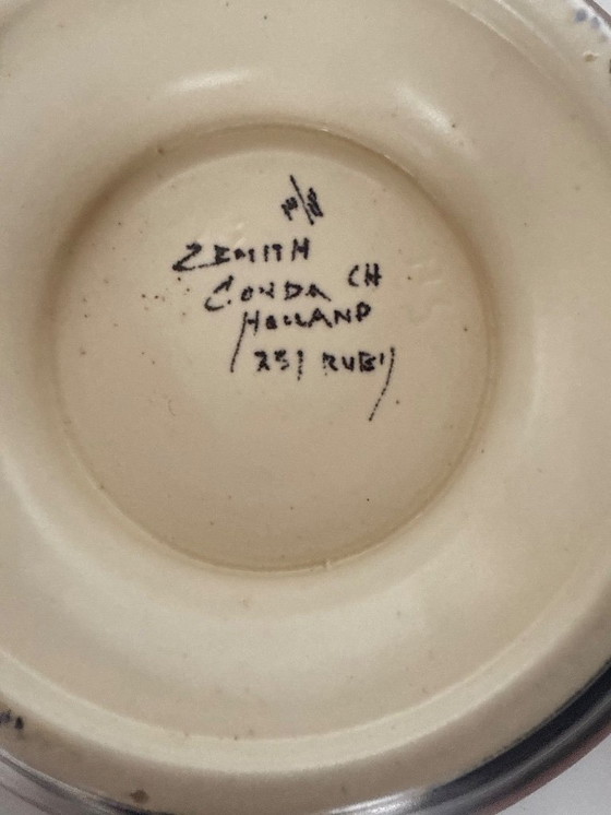 Image 1 of Zenith Gouda 30s Dutch dish 