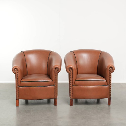 2 poltrone club in pelle bovina in buone condizioni, dall'aspetto lussuoso in stile inglese. – fauteuils, Leather