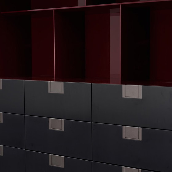 Image 1 of Mueble aparador Alcor con cajones y puertas de Maxalto B&B Italia